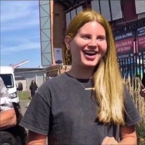 Meet your Posher, Nicholas